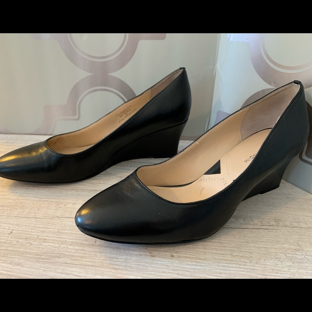 Women’s leather pump wedges